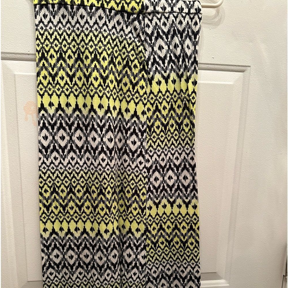 2/$15 Rue 21 Yellow and Black strapless dress